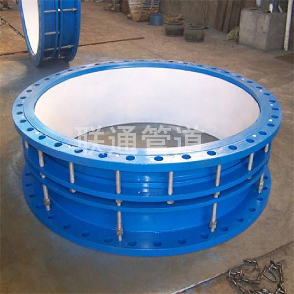 ���������s���^