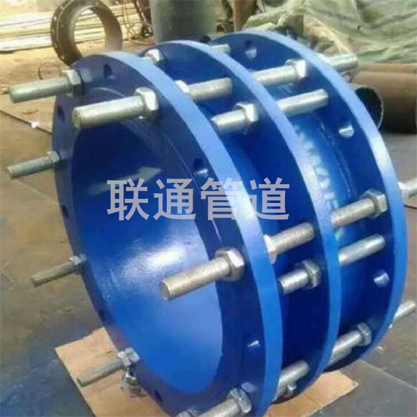 ���������s���^