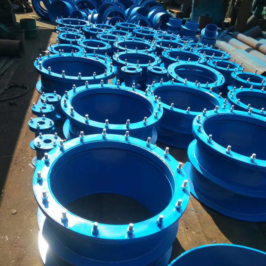 ���Է�ˮ�׹��m���ڹܵ�����̎�����ܹܵ���Ӻ���s׃�εĘ�